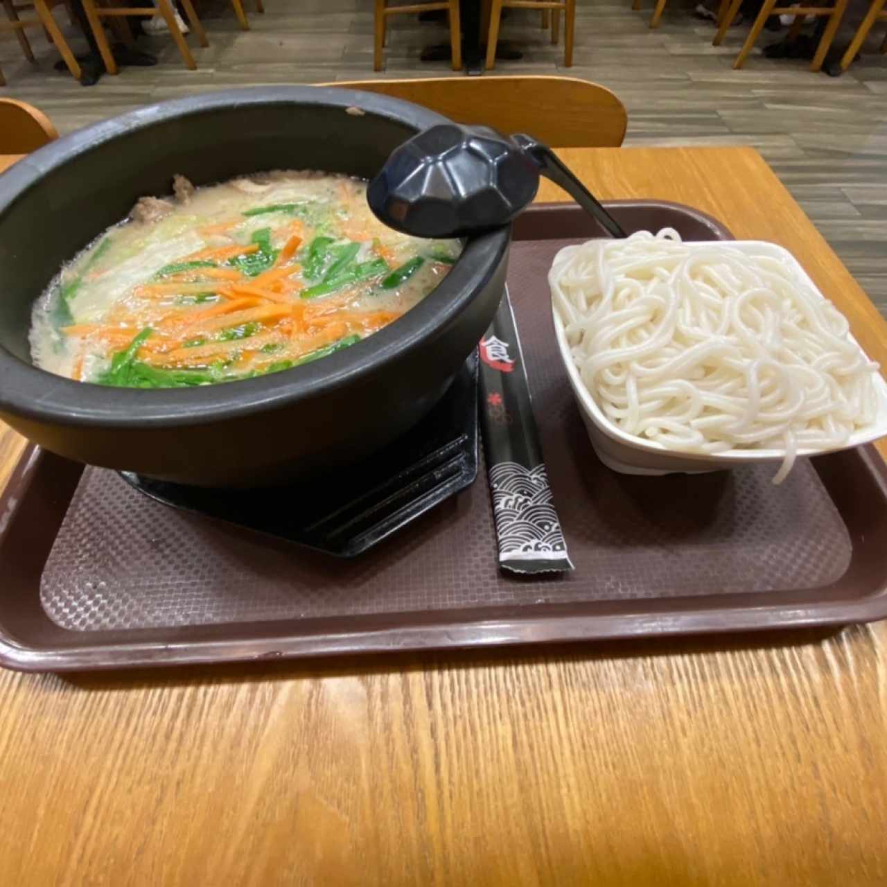 Rib eye noodles de arroz.