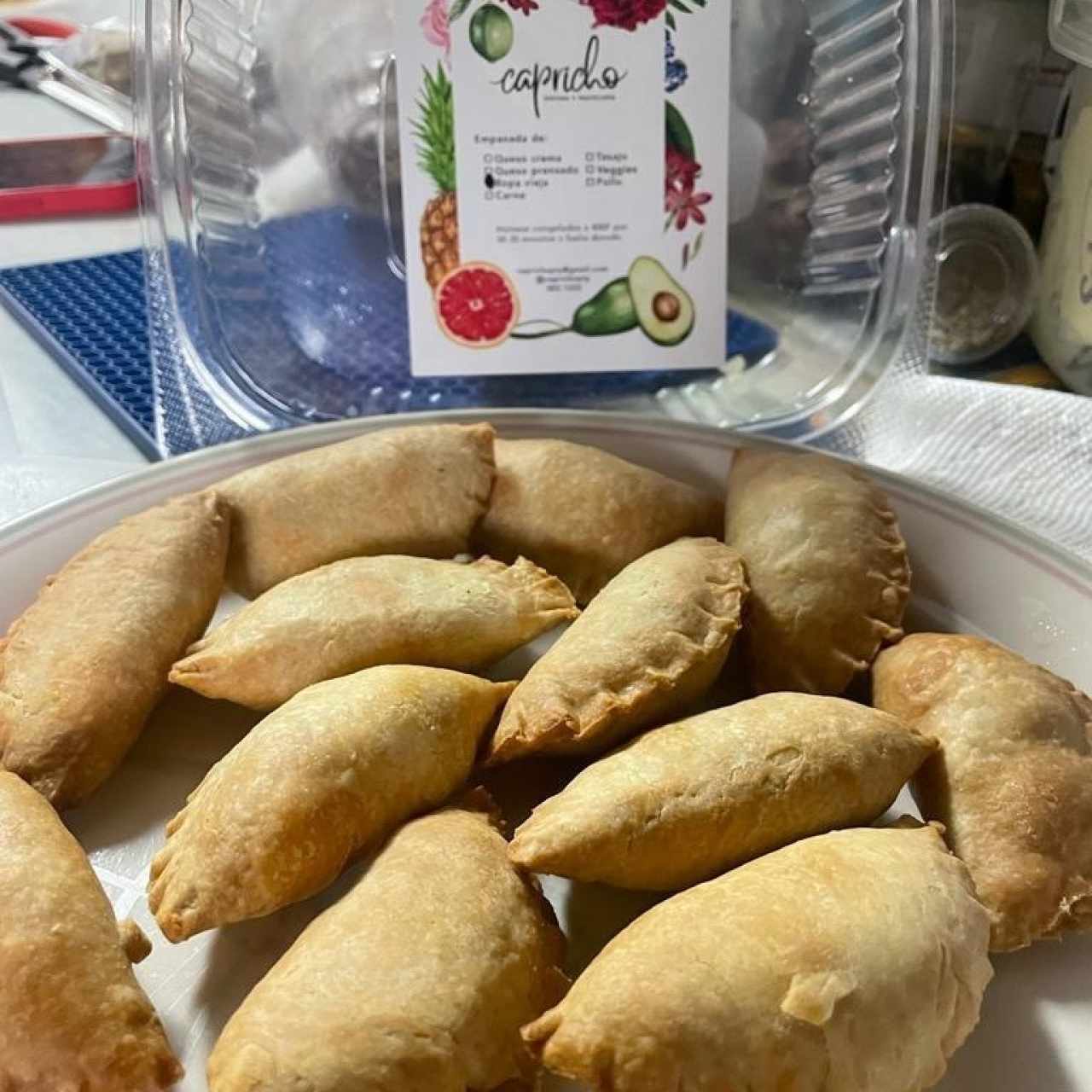 Mini Empanadas de Ropa Vieja