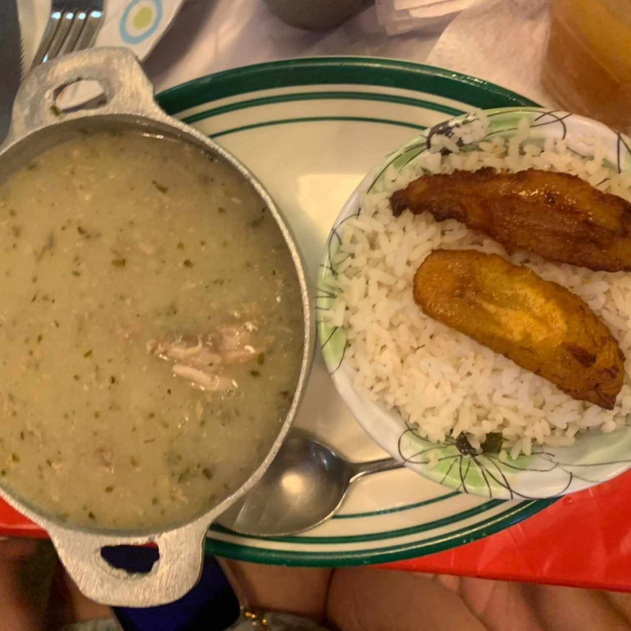 Sancocho Levantamuertos con Arroz