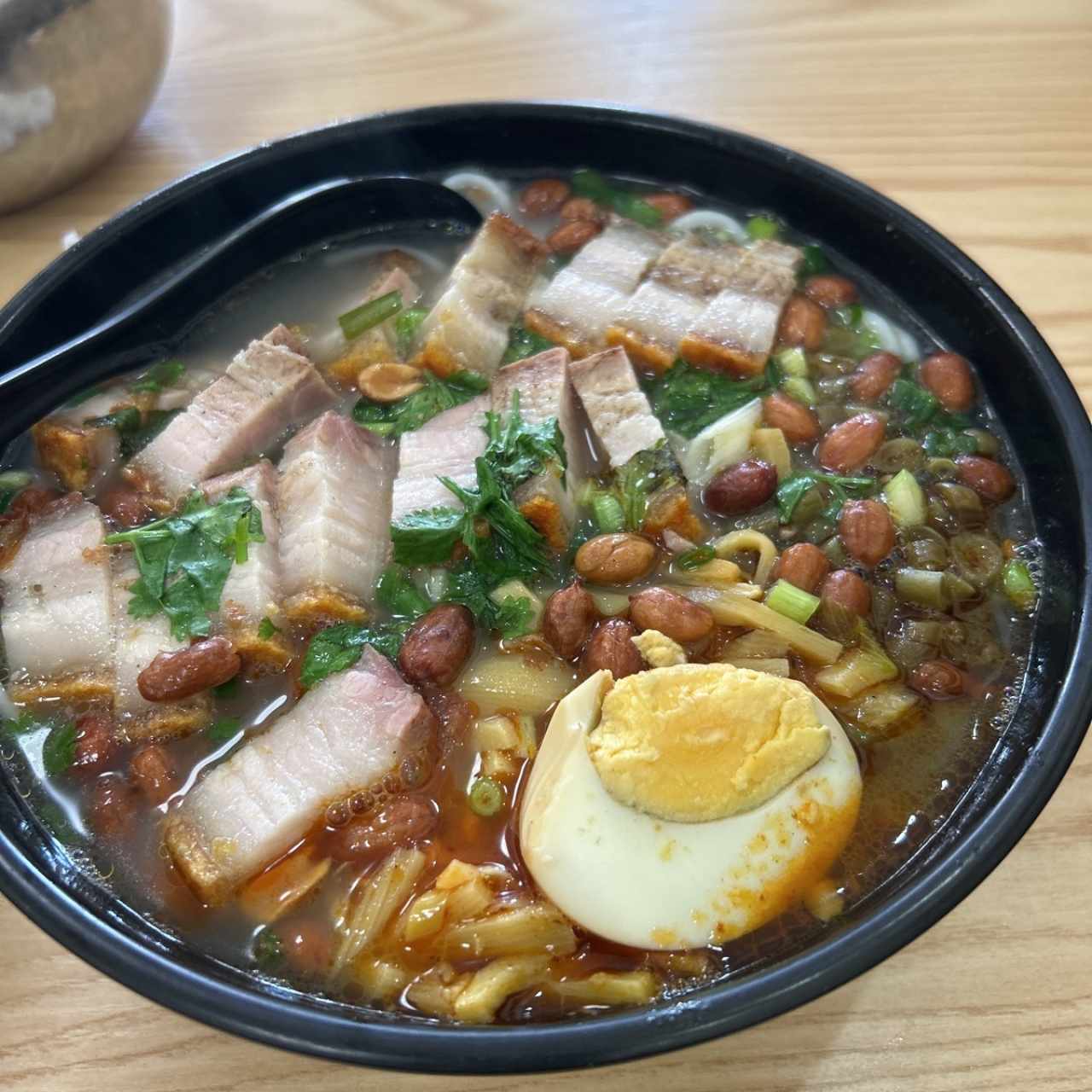 Sopa de lechona 