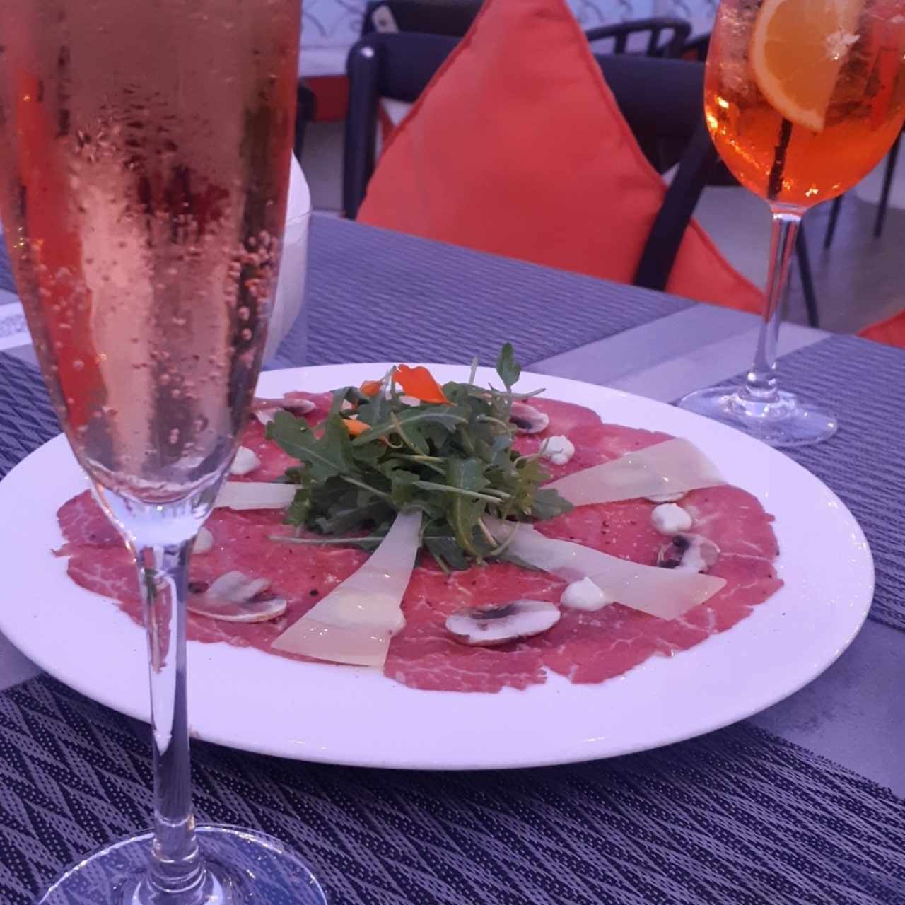 Carpaccio de res 