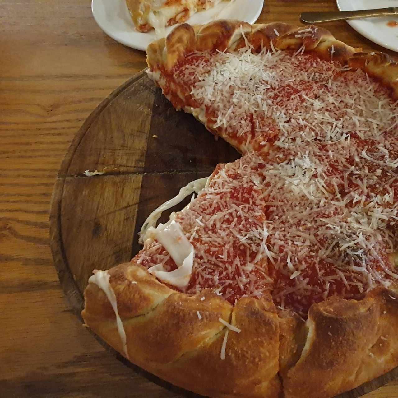 Pizza Chicago Style Cheese