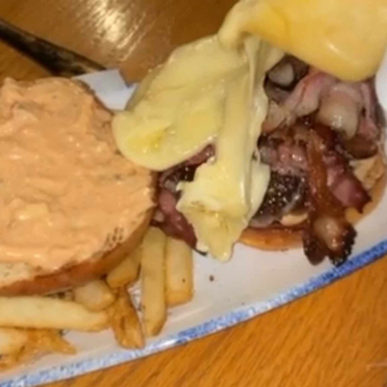 Hamburguesa Raclette