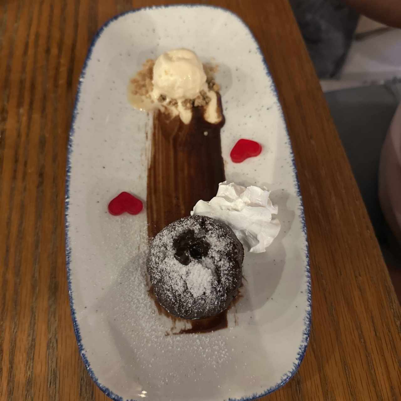 Brownie con helado