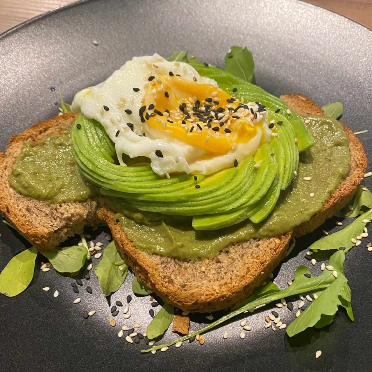 Toasts - Avo Rose