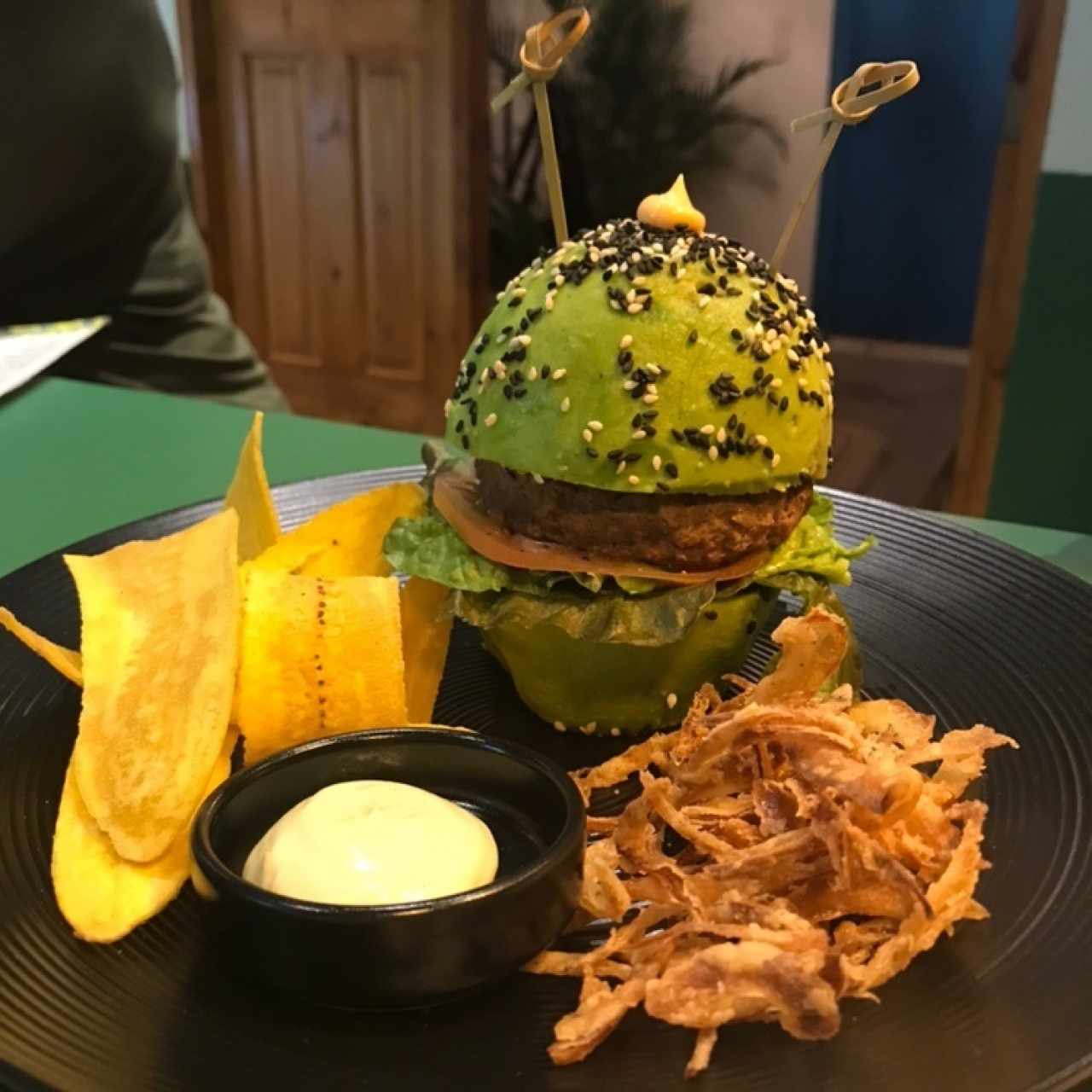 avocado burger 