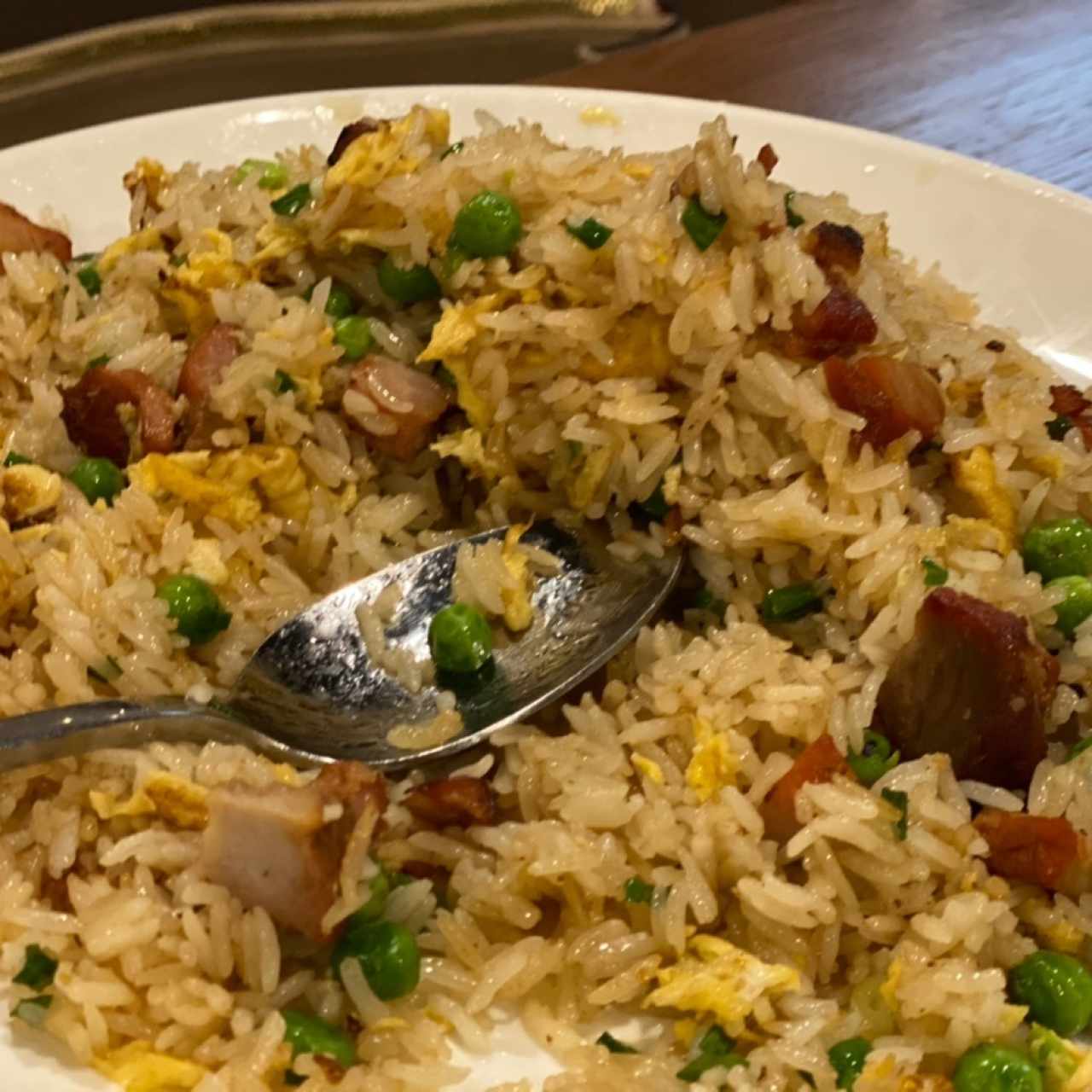 ASADO DE CERDO CON ARROZ Y VERDURAS