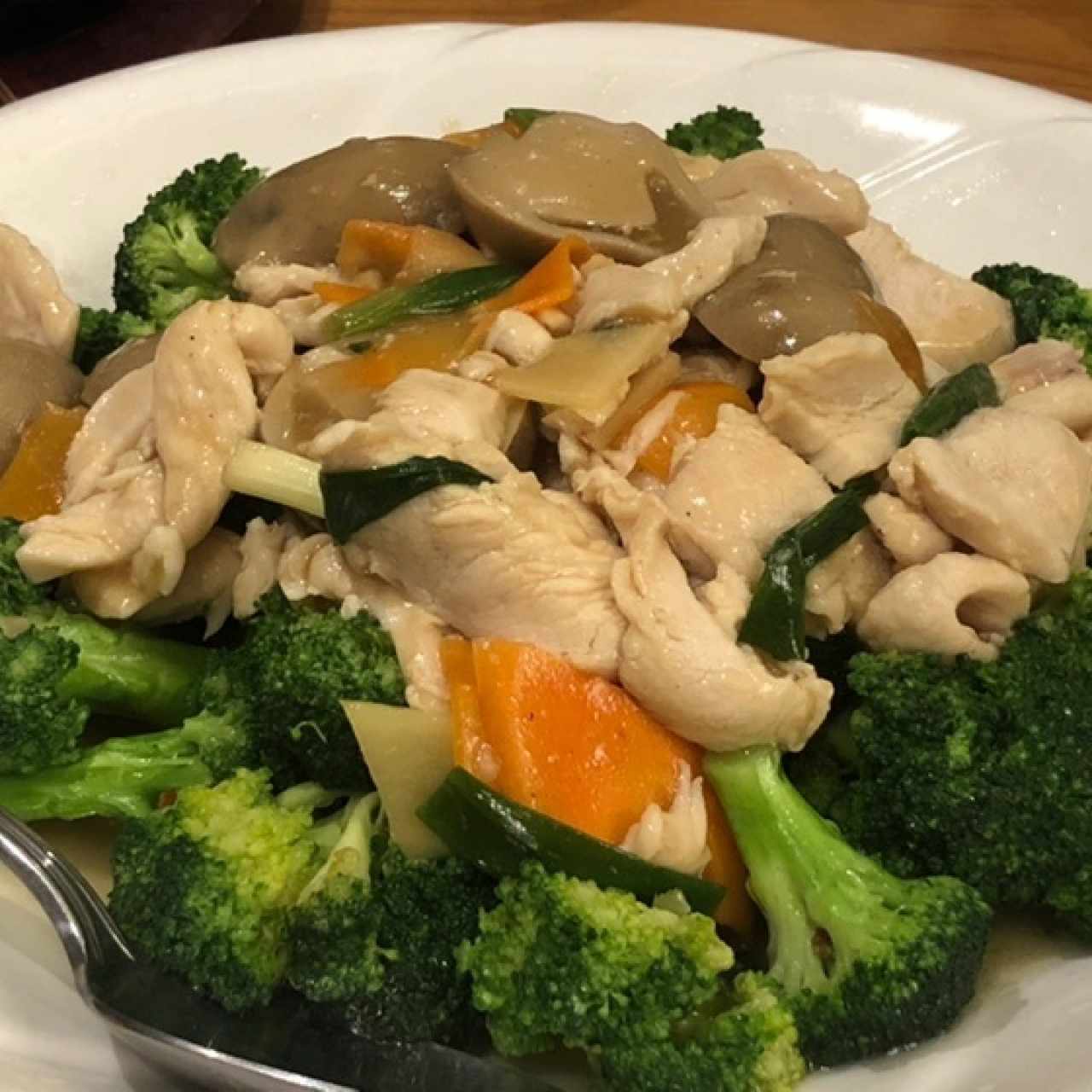 pollo con brocoli