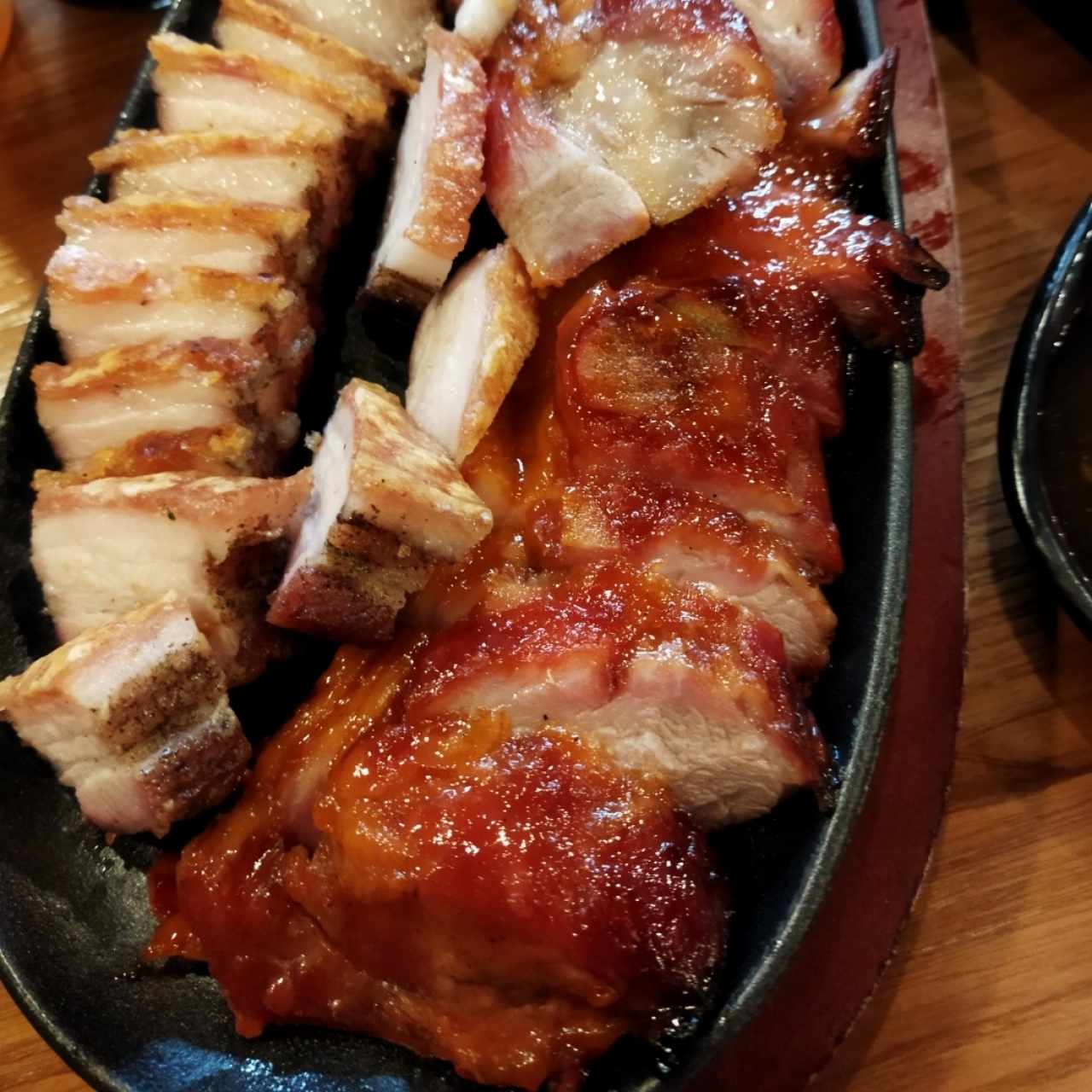 lechón y puerco asado