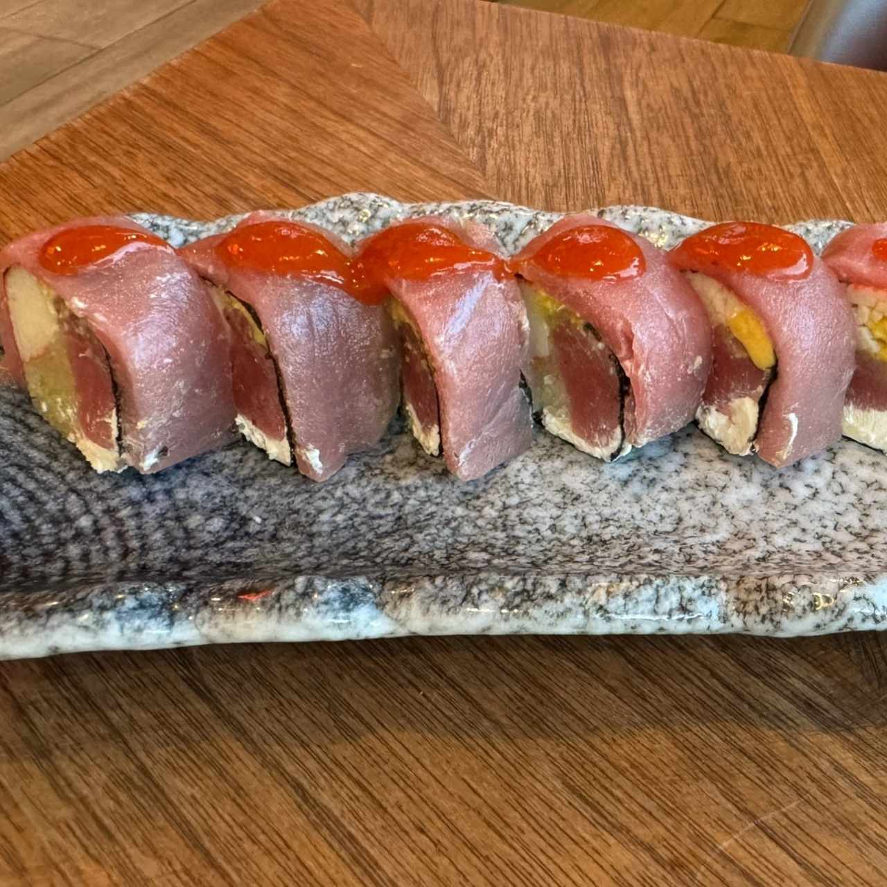 Maguro Spicy roll