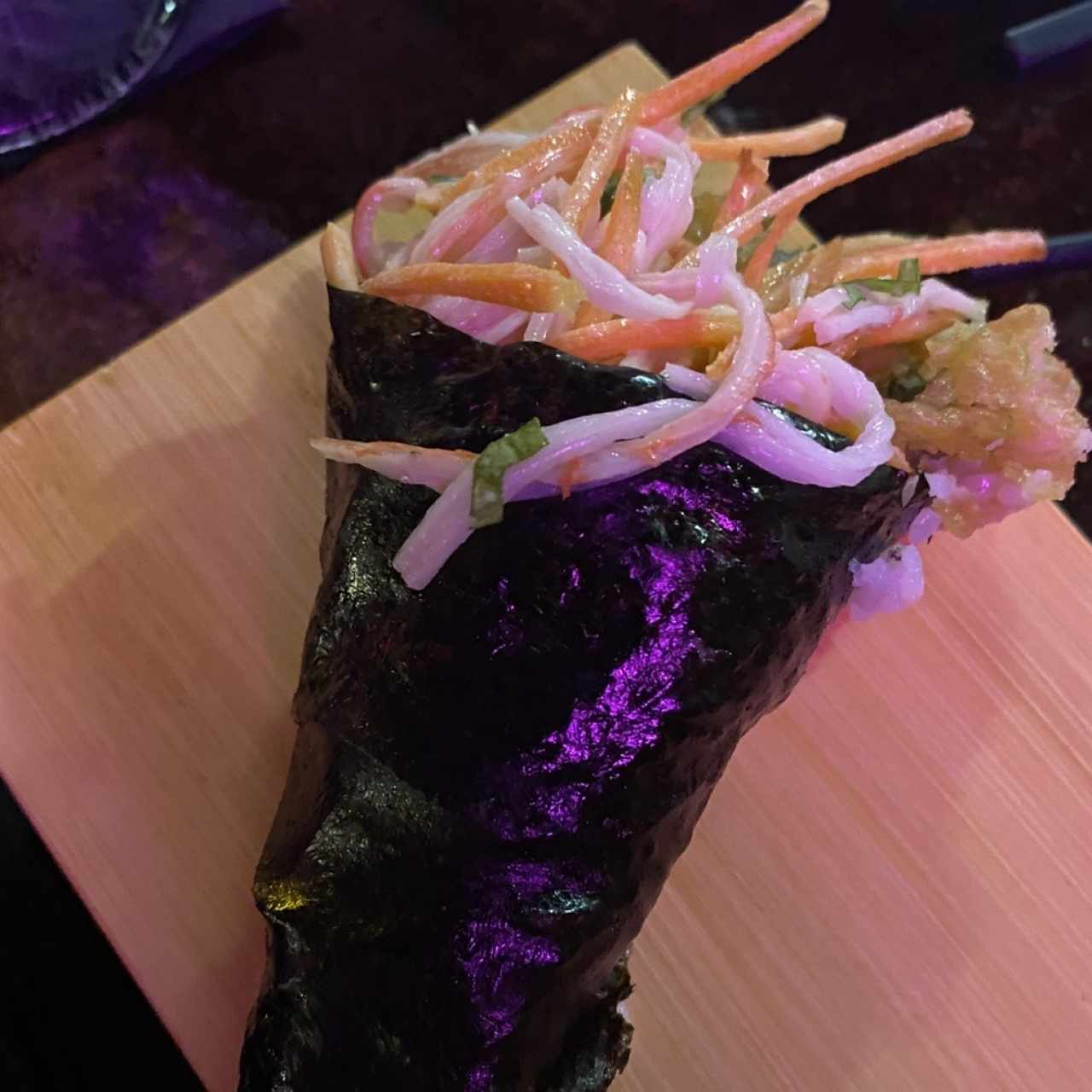 Entradas - Crispy Kani Temaki