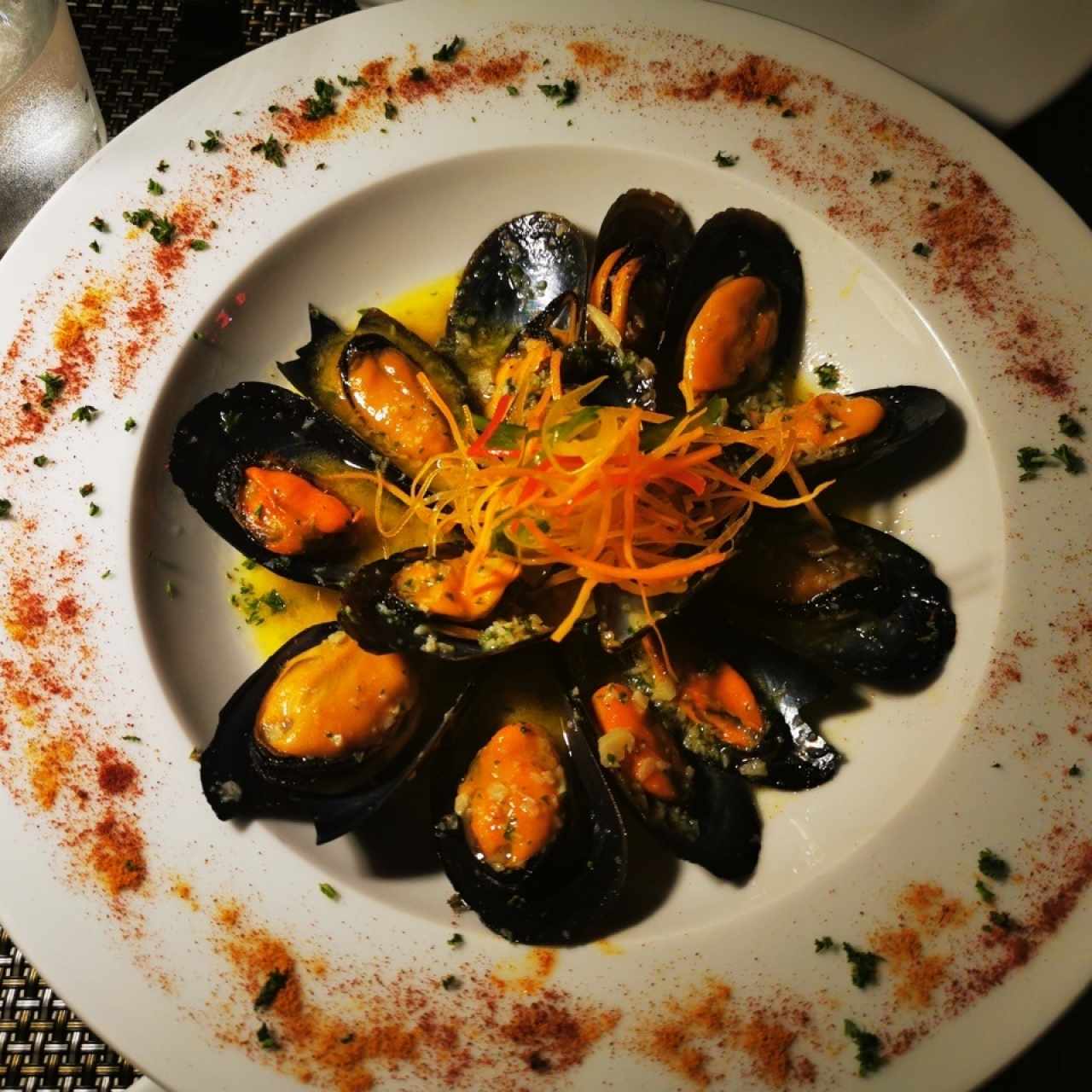 Mejillones al ajillo