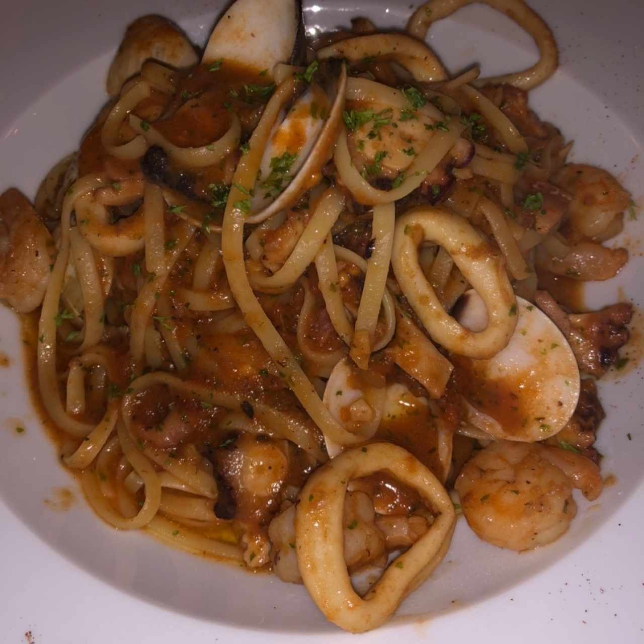 Linguine frutti di mare con extra pulpo