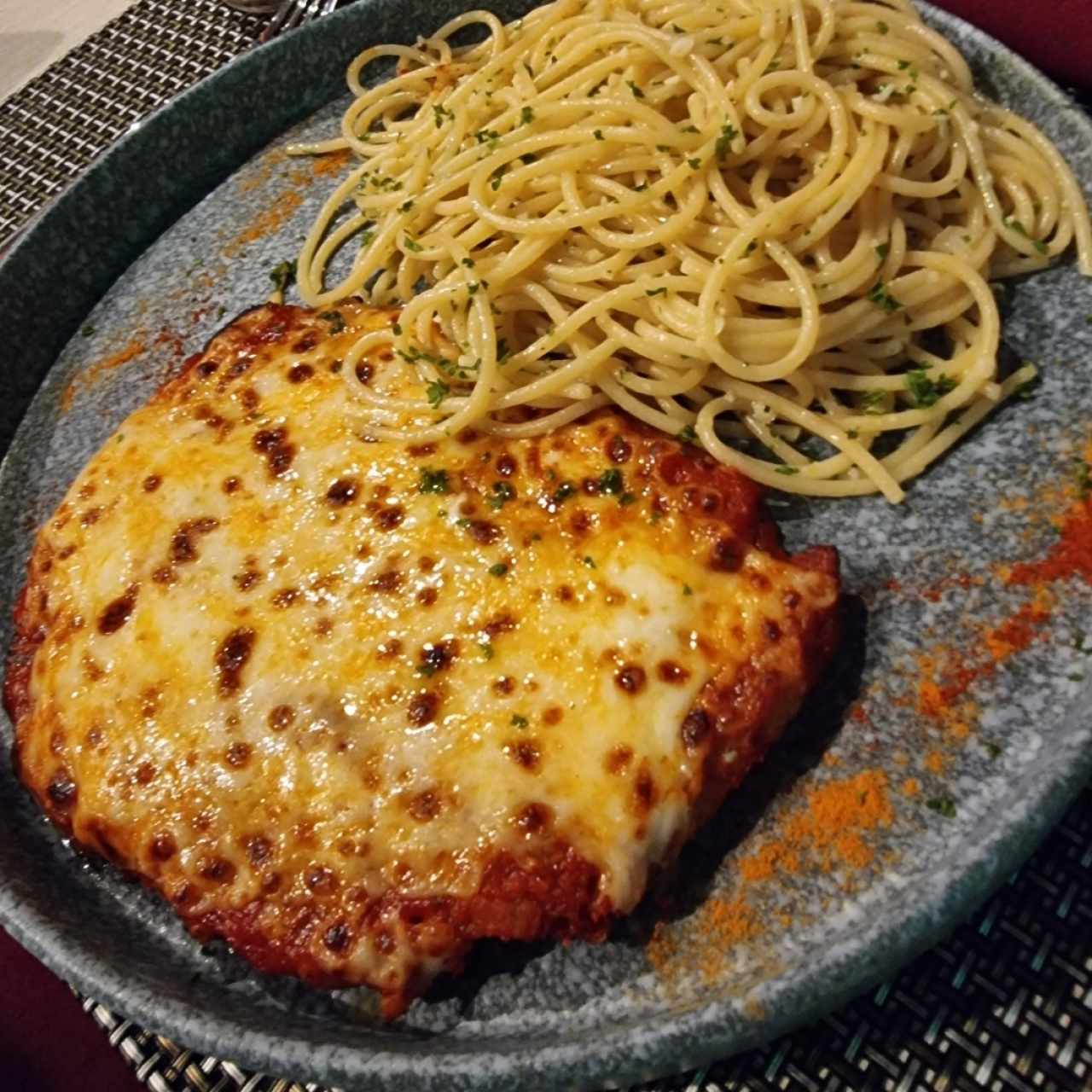 pechuga a la parmesano 