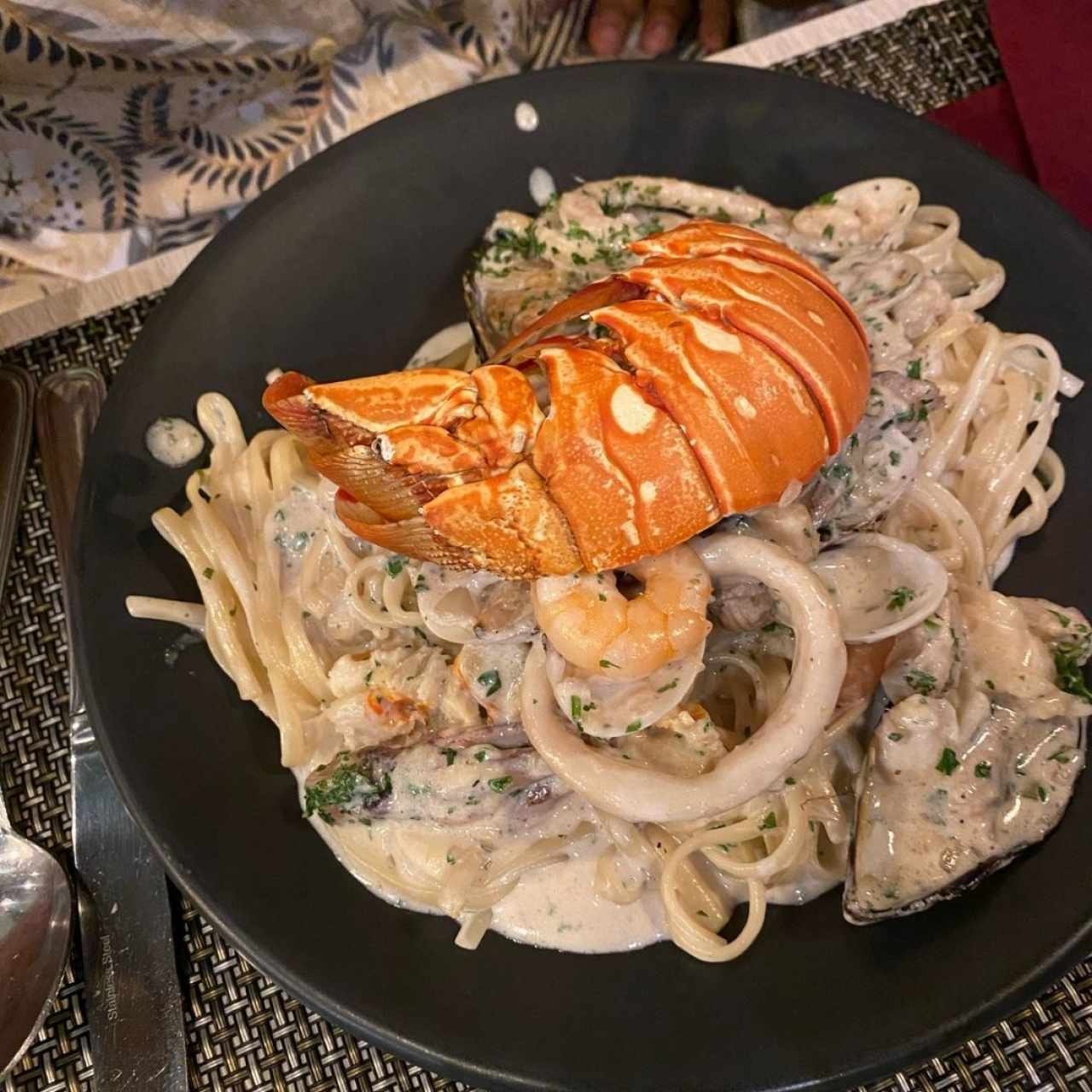 Linguinni Frutti Di Mare