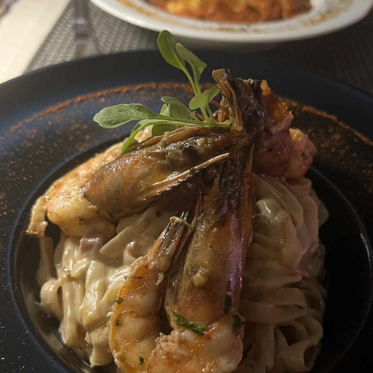 Fettuccini a la Strega con Langostinos