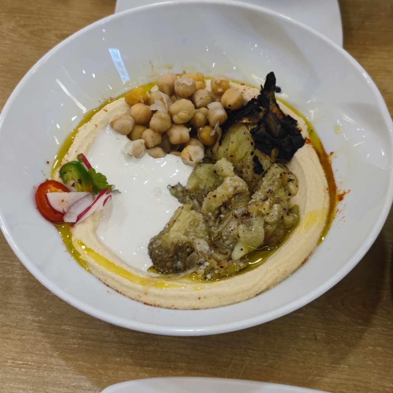 Humus de berenjena asada