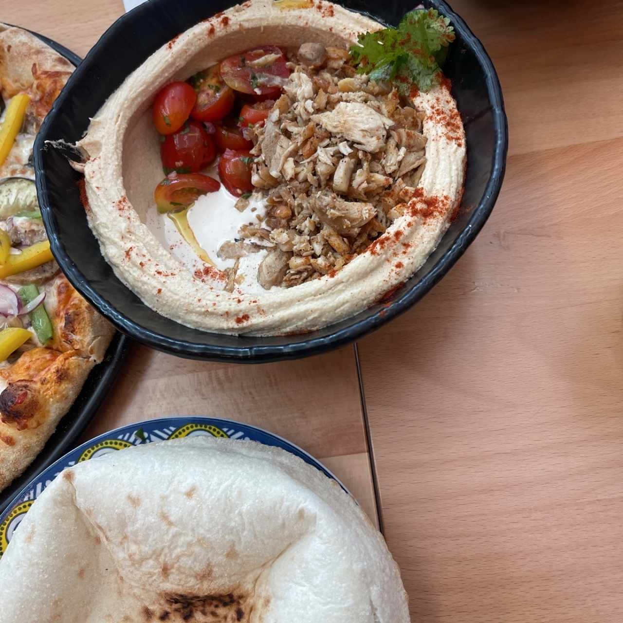 Hummus - Shawarma de Pollo