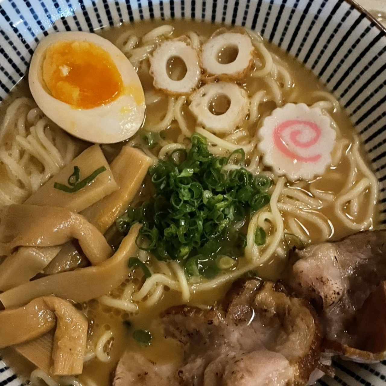 RAMEN - Chiiro Tonkotsu