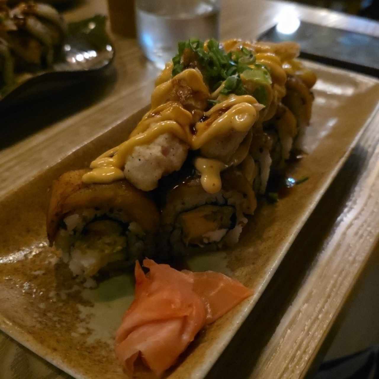 SUSHI - Filipino Roll