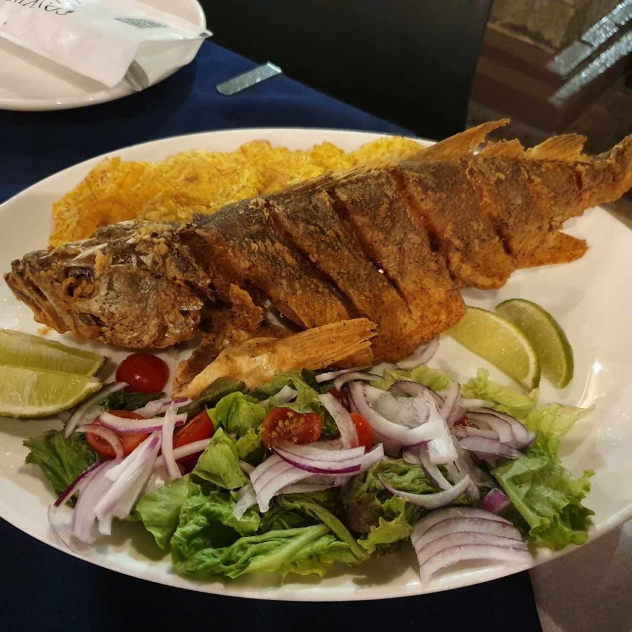 Pescado - Corvina Alla Mediterranea