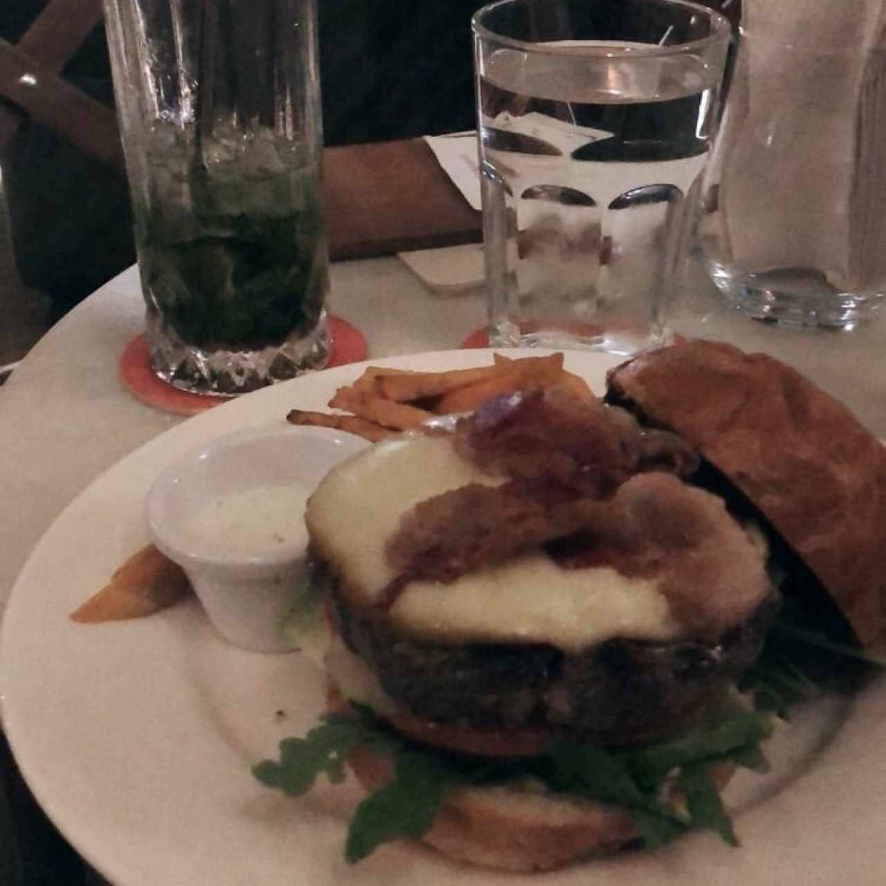 burguer y mojito 