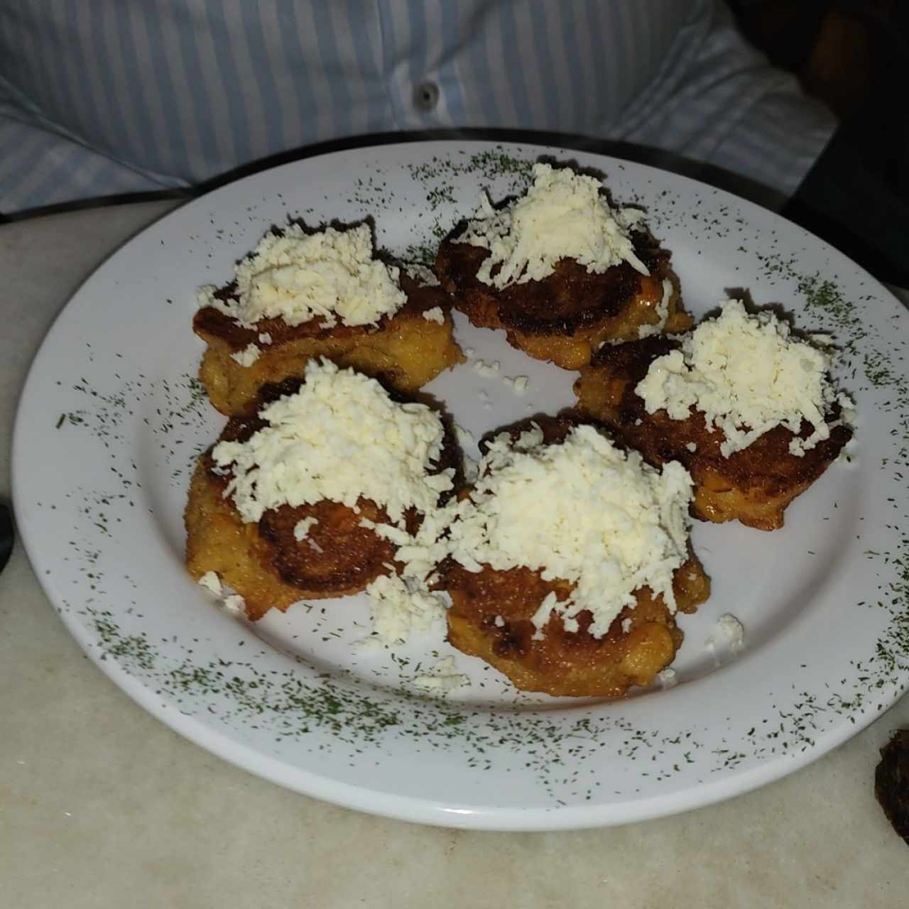 Entradas/ Appetizers - Torrejitas de Maíz