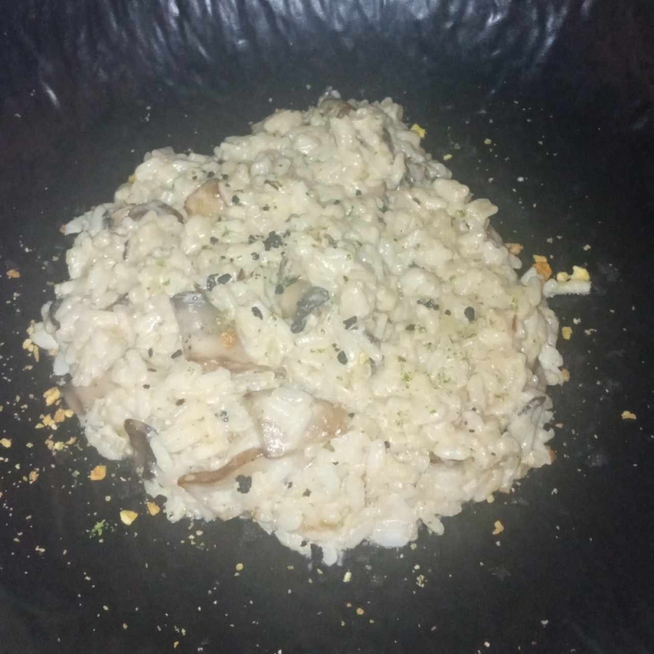 PLATOS FUERTES - RISOTTO DE CHAMPIÑONES