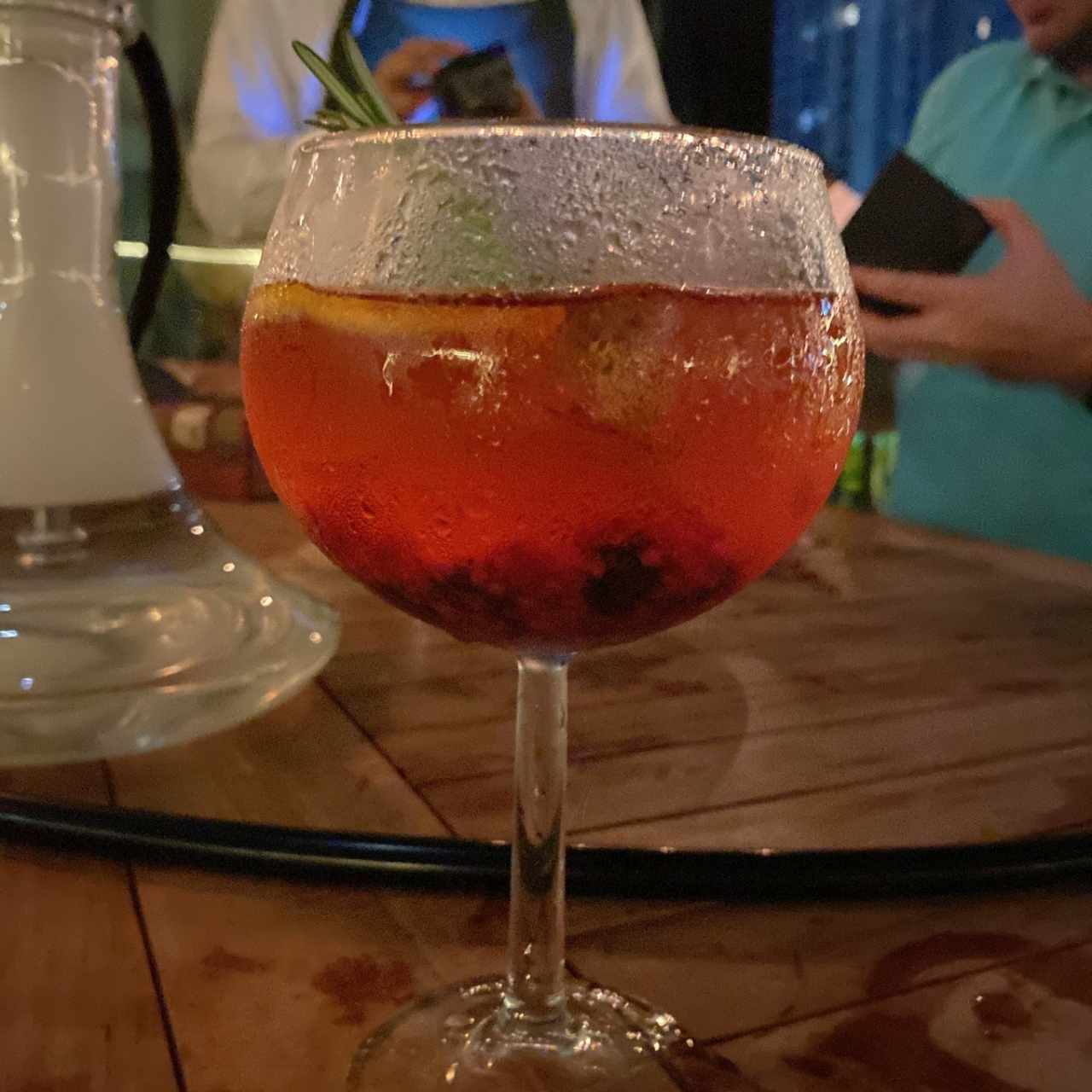 gin frutos rojos