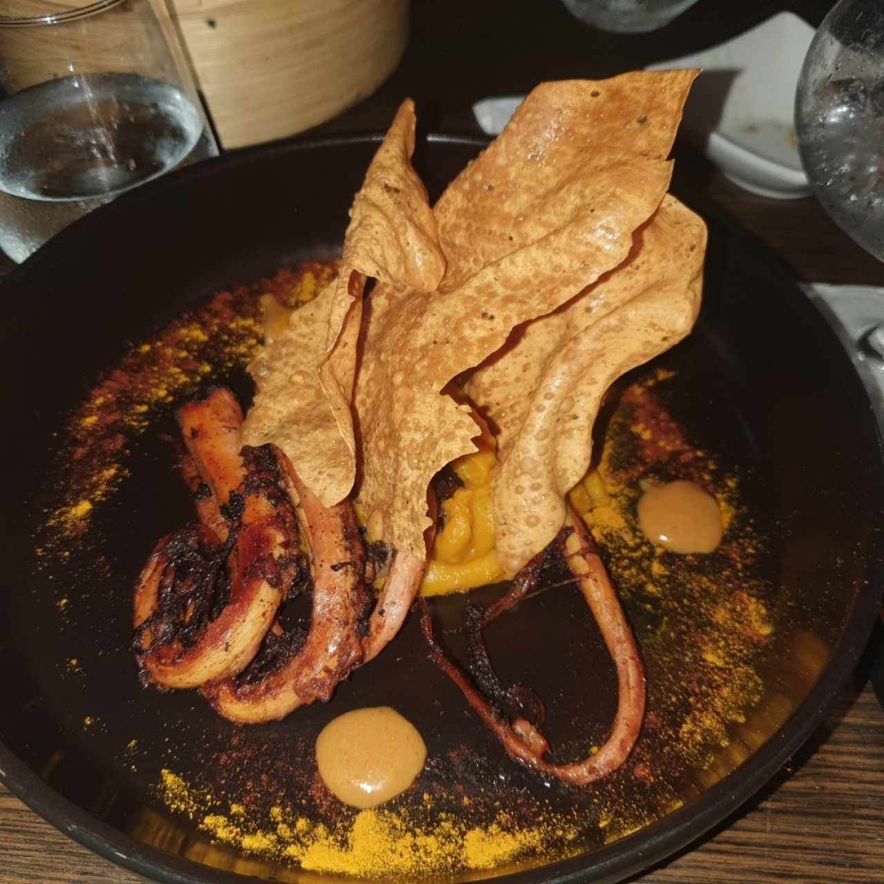 PLATOS FUERTES - PULPO TANDOORI