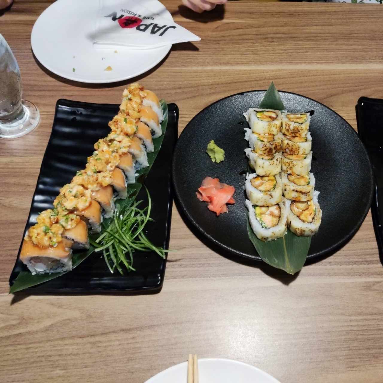 Ebi Roll y Fire Roll