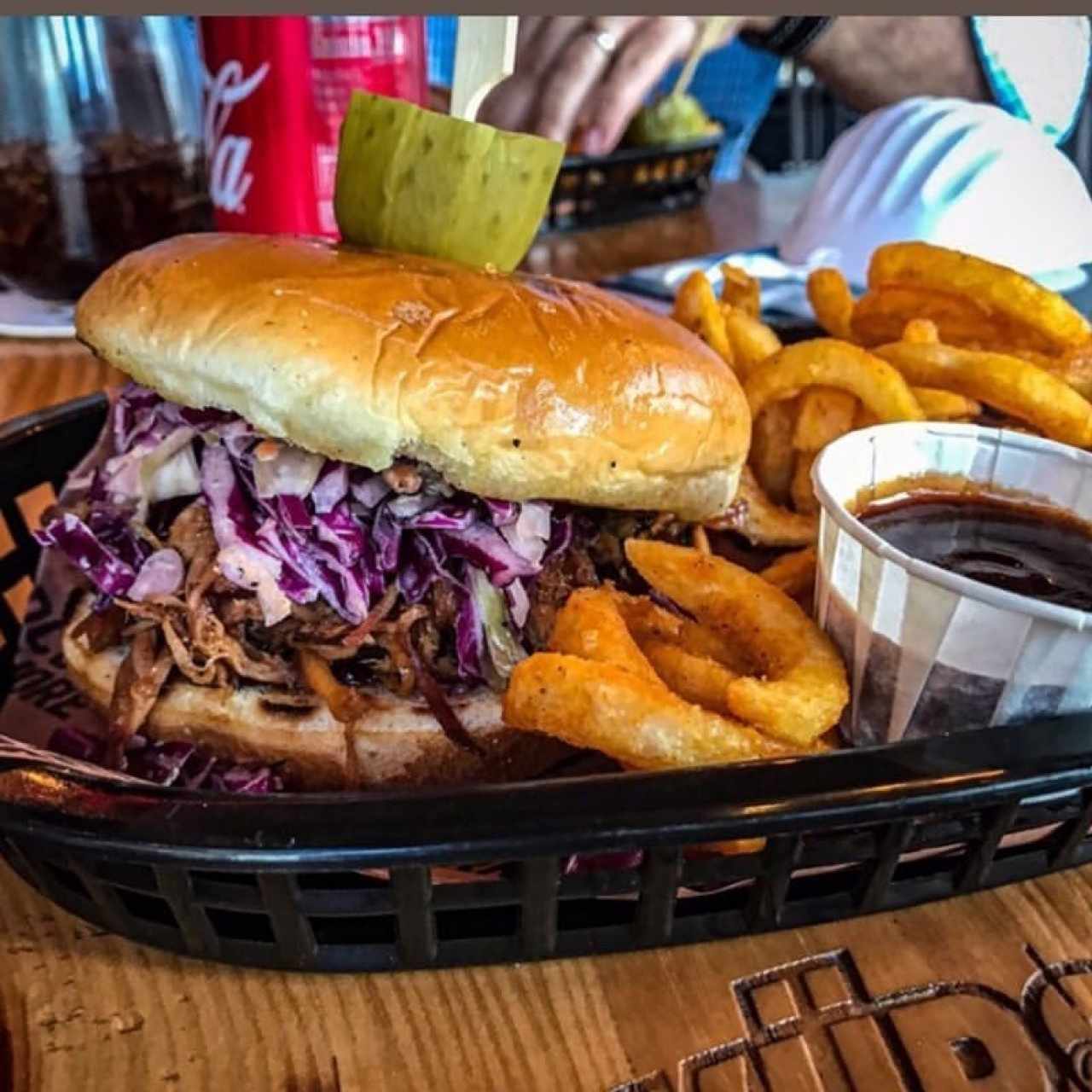 Pulled Pork Sandwich w/ Mama’s Fries