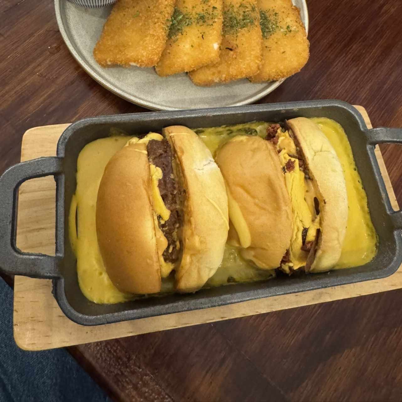 Sandwiches - Cheeze burger