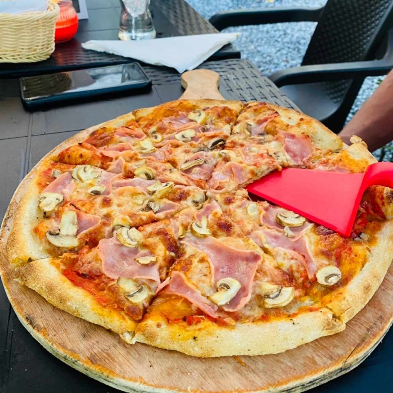 Pizzas - Jamón y champiñones