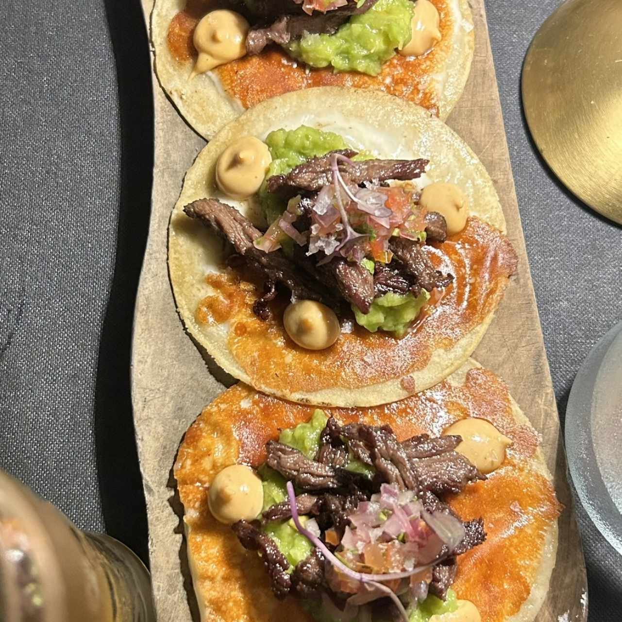 Entradas -Appetizers - Tacos de entraña