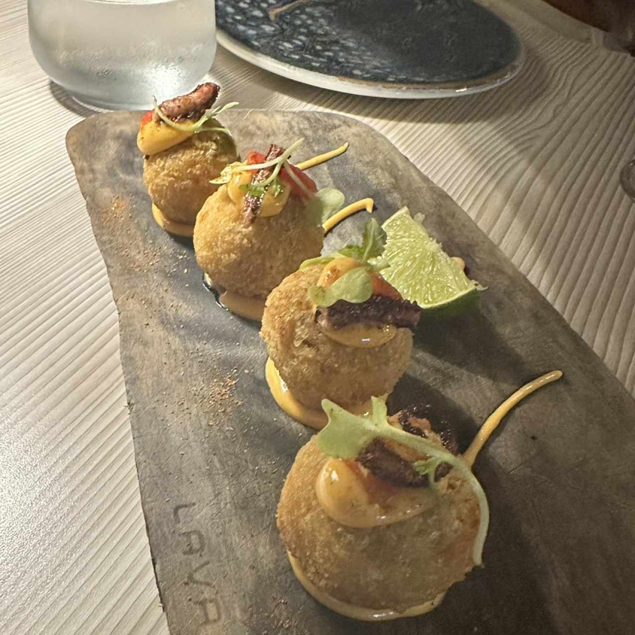 Entradas -Appetizers - Croquetas de Pulpo