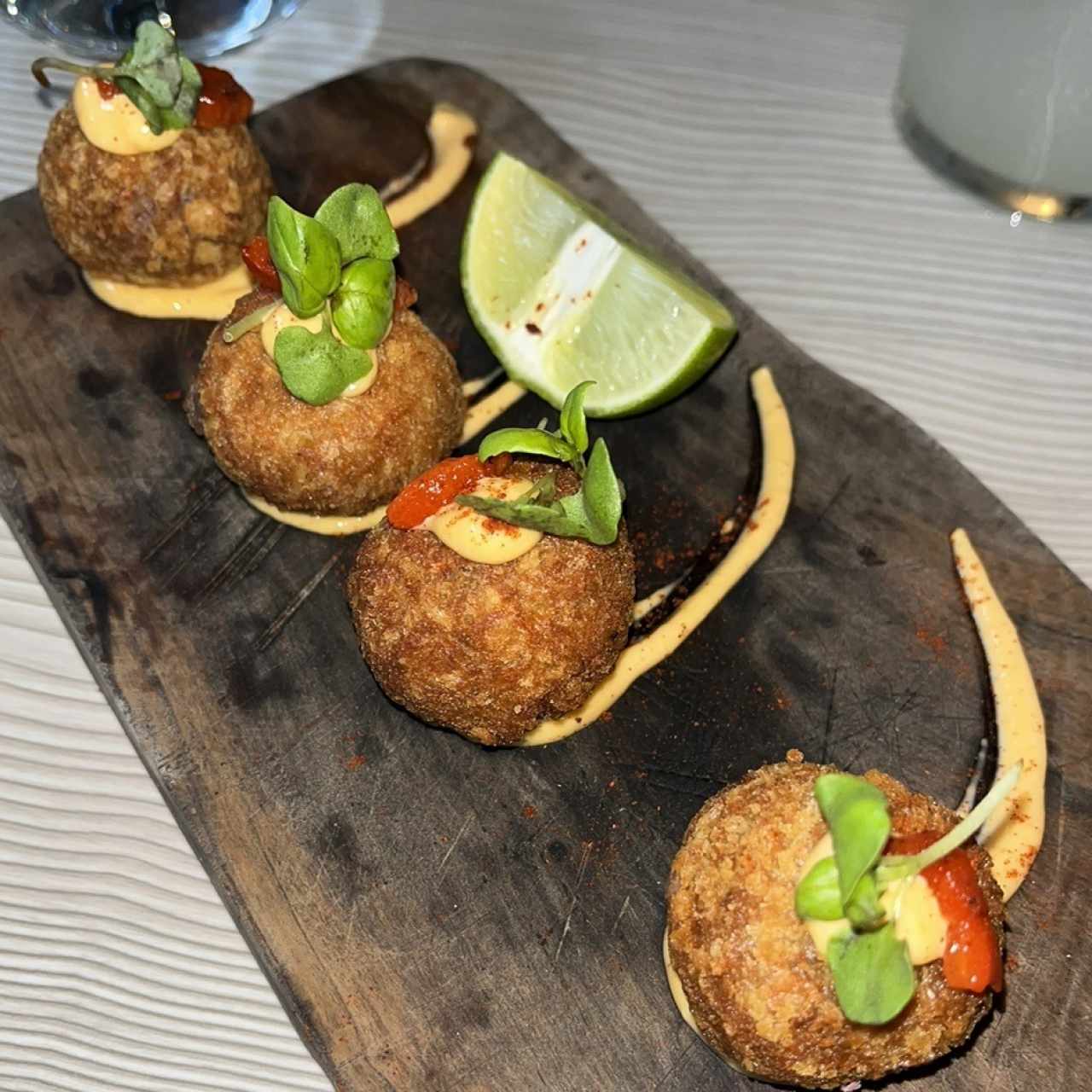 Entradas -Appetizers - Croquetas de Pulpo