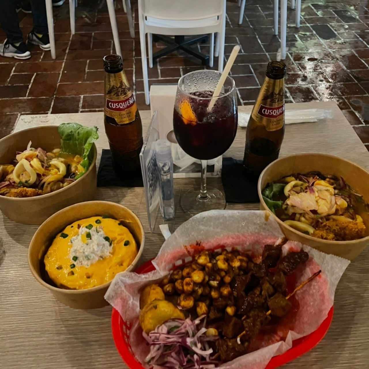 Ceviche la combi, anticuchos y causa de pollo