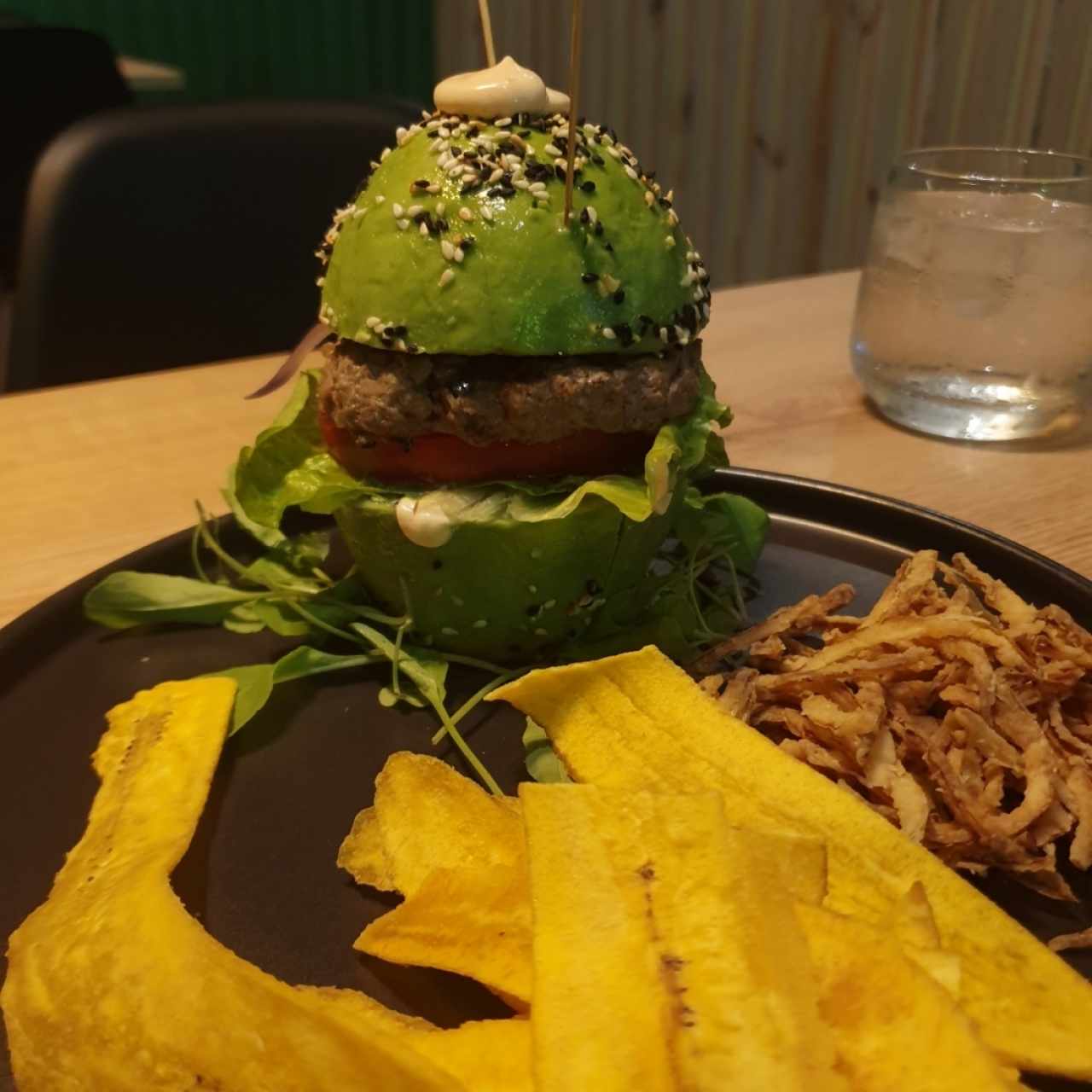 Avocadk burguer