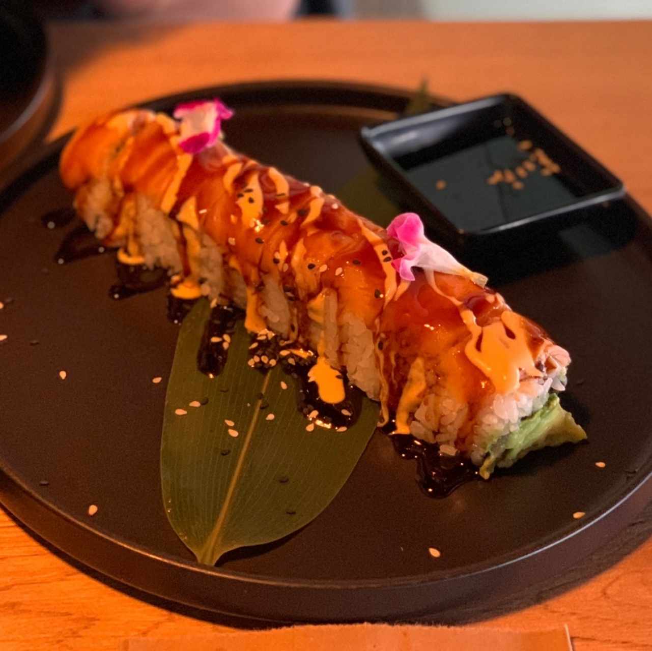 Salmocado Roll