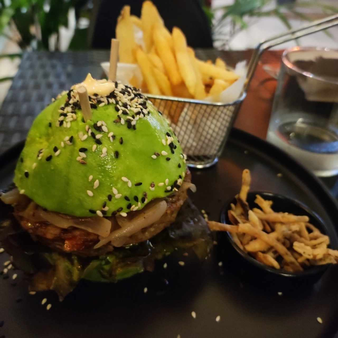 Para Continuar - Avo Burger