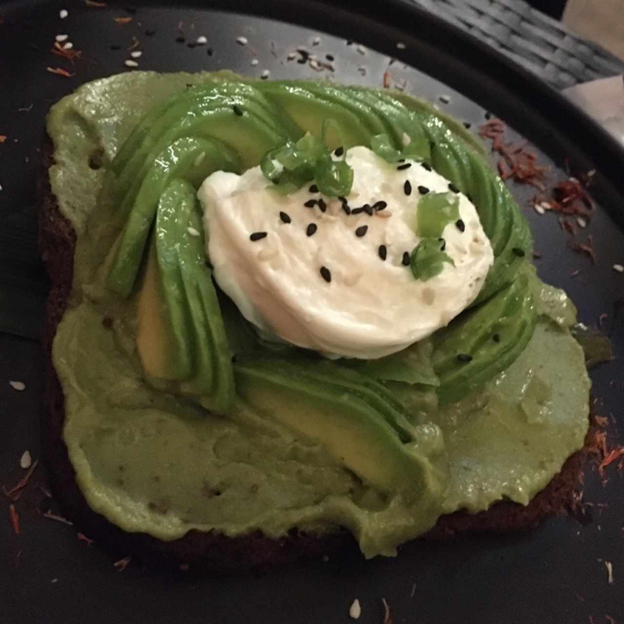 avo rose toast