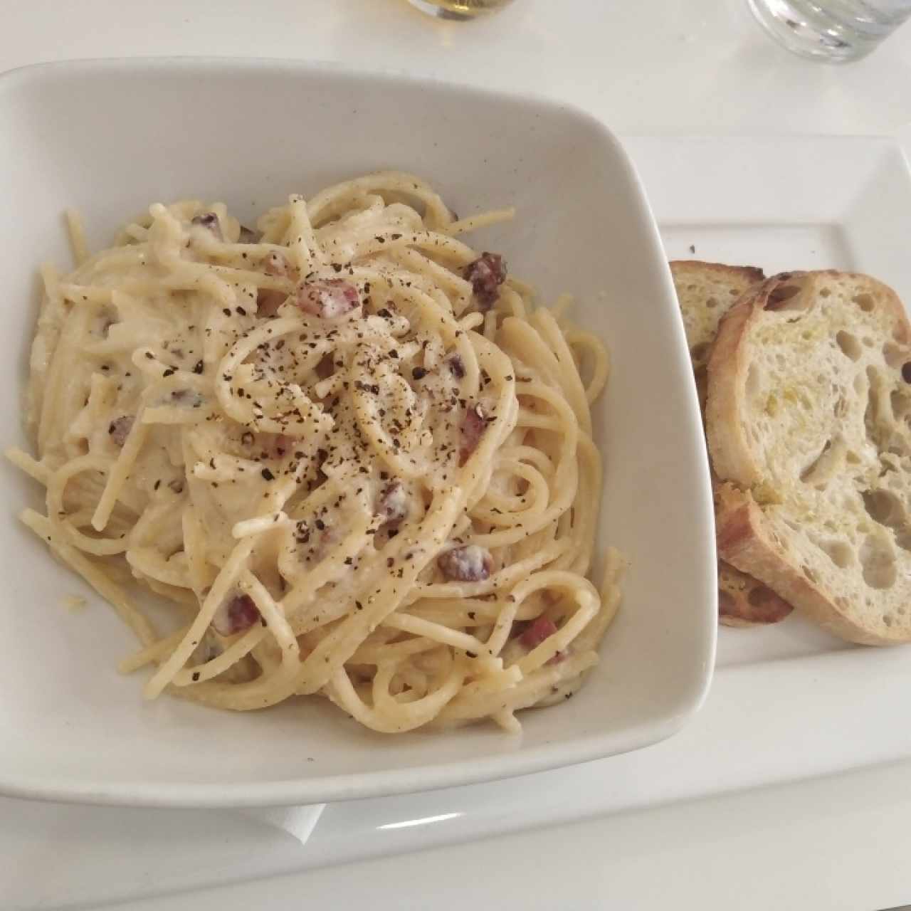  Spagueti Carbonara 