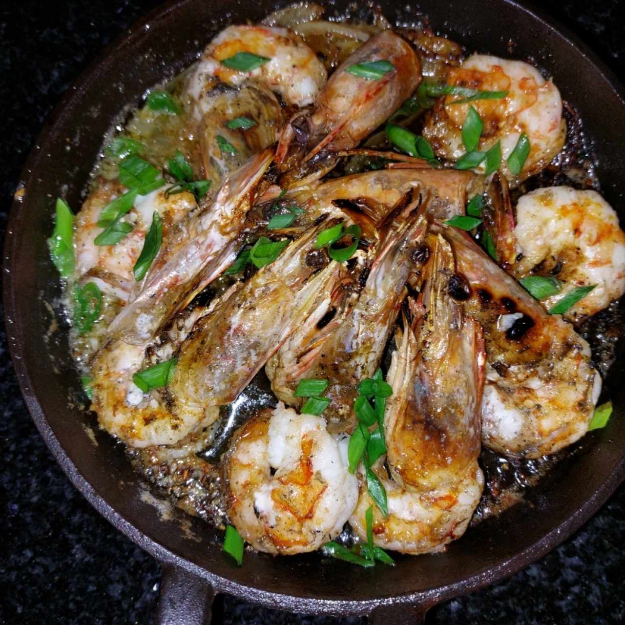 camarones al ajillo