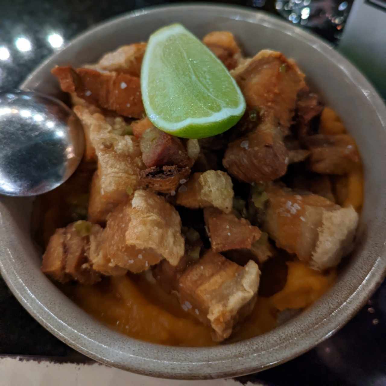 Chicharrones (entrada)