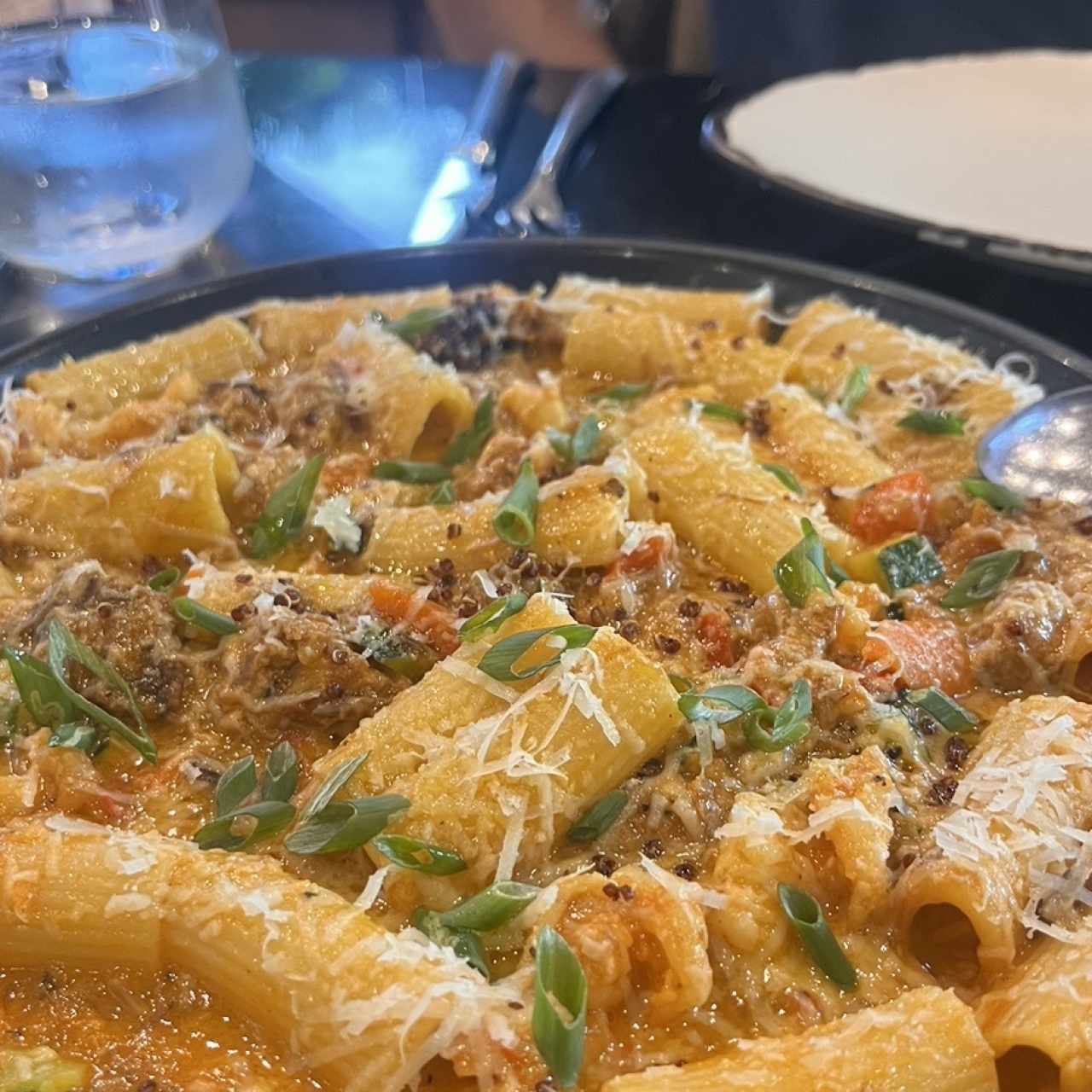 Rigatoni Mar y Tierra