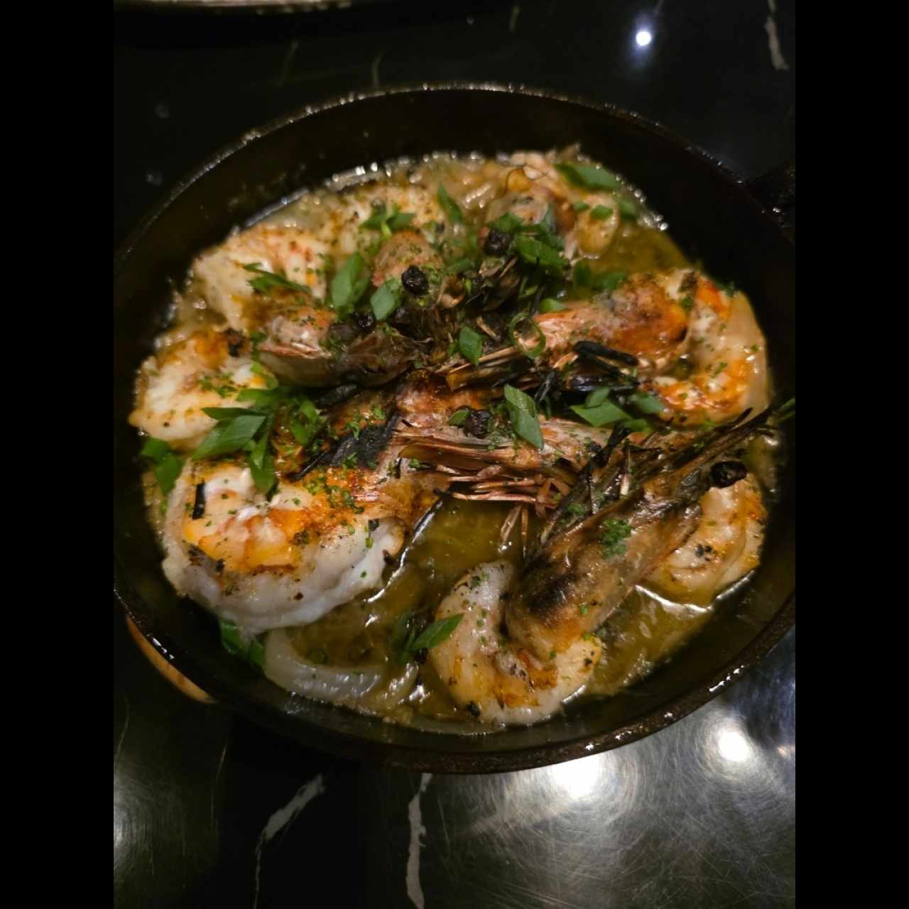 Platos Fuertes - Langostinos al Carbón