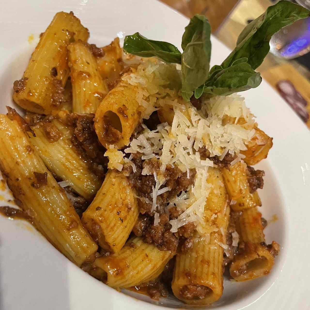 Rigatoni con Salsa Boloñesa de la Abuela Clara