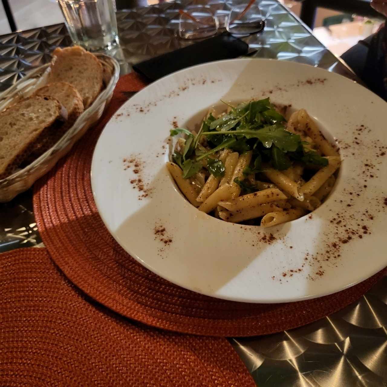 Espaguetis Cacio e Pepe a la Romana