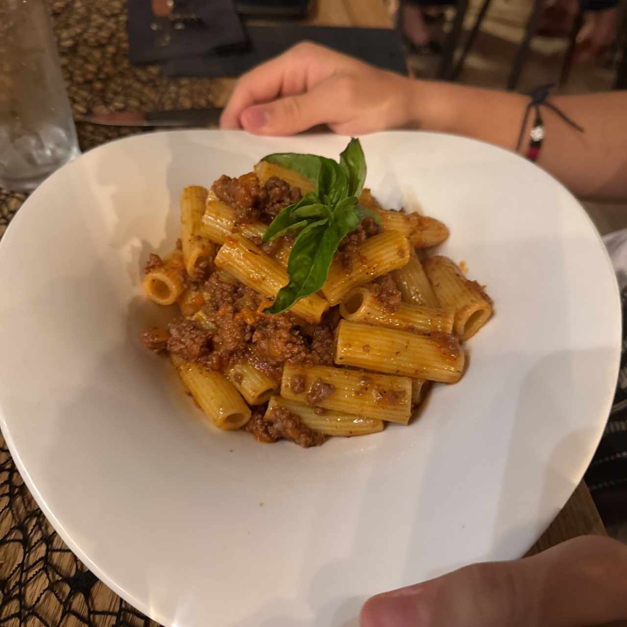 Rigatoni con Salsa Boloñesa de la Abuela Clara